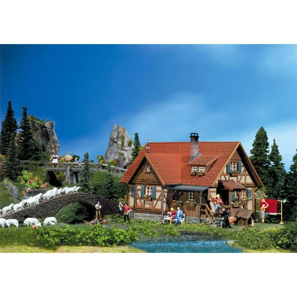Faller - Rural half-timbered house