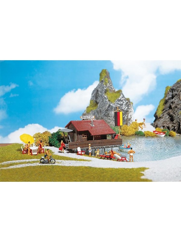 FALLER 130284 Scala HO Hangar per attacco battelli con canotto