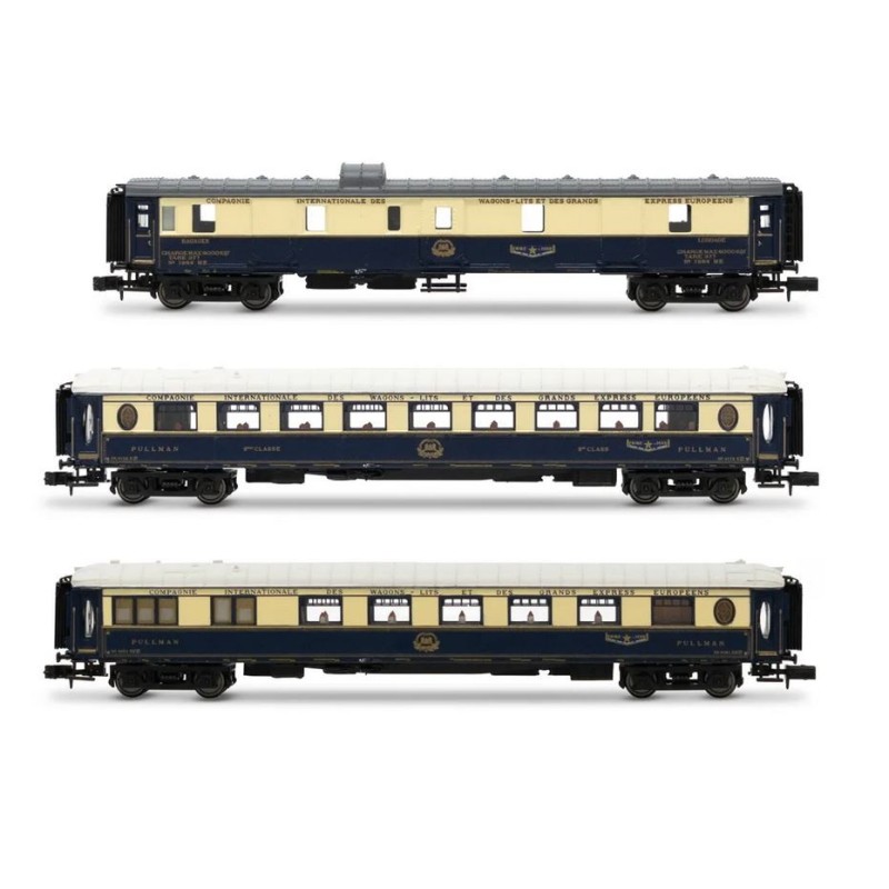 Primo set di 3 vetture "Etoile du Nord". CIWL. ARNOLD HN4488