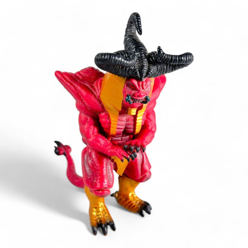 Ultraman: Ultra Kaiju Series - Chaos Parastan Japanese Sofubi Figure