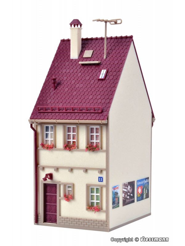 VOLLMER 43670 Scala HO Abitazione a schiera (Bahnhofstraße 11)
