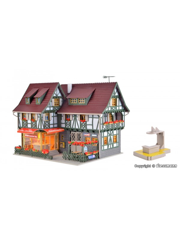 VOLLMER 43683 Scala HO Serie Romantik: Pasticceria e gelateria con accessori