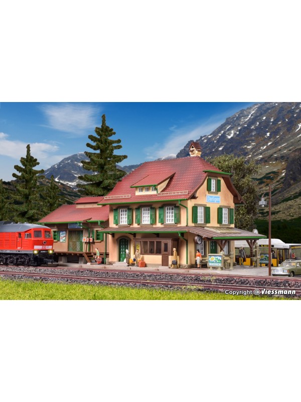 VOLLMER 43515 Scala HO Stazione svizzera di Darligen con magazzino merci