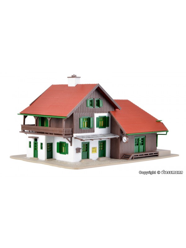 VOLLMER 47521 Scala N In Montagna: Stazione di Reith con magazzino merci