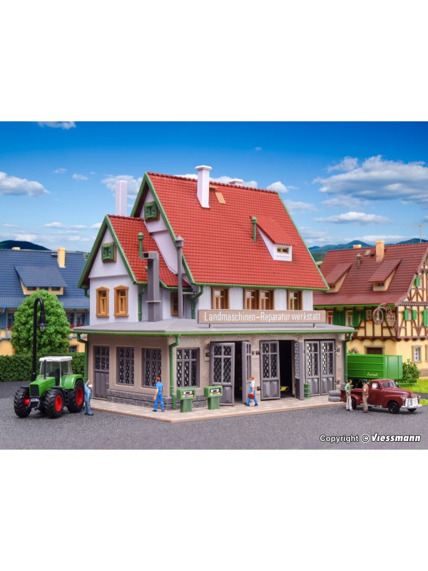 VOLLMER 47682 Scala N Officina meccanica riparazione mezzi agricoli