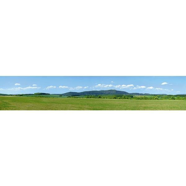 Faller - Summer in the Highlands Model background