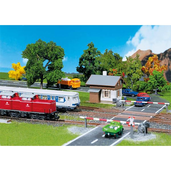 Faller - Level crossing